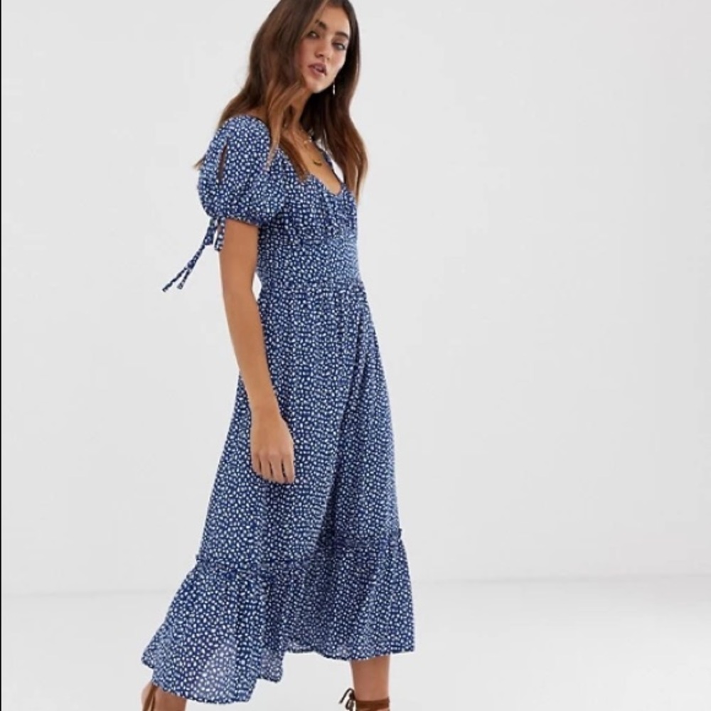 🎄Moon River Blue Floral Midi